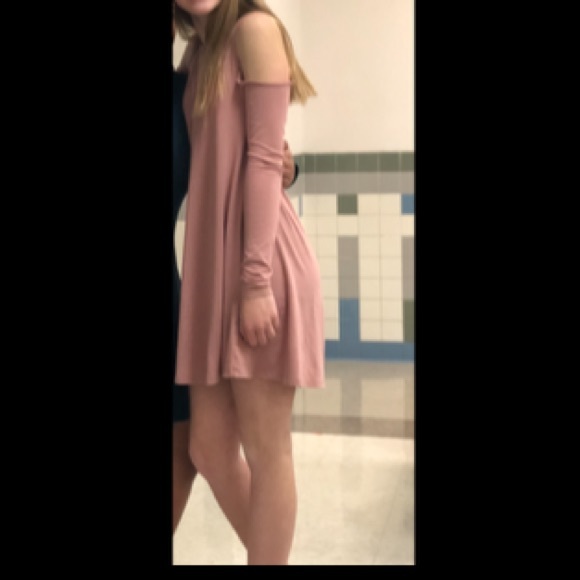 off the shoulder pink dress - Picture 3 of 3